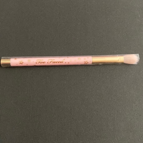 Too Faced Other - Too faced blender brush
